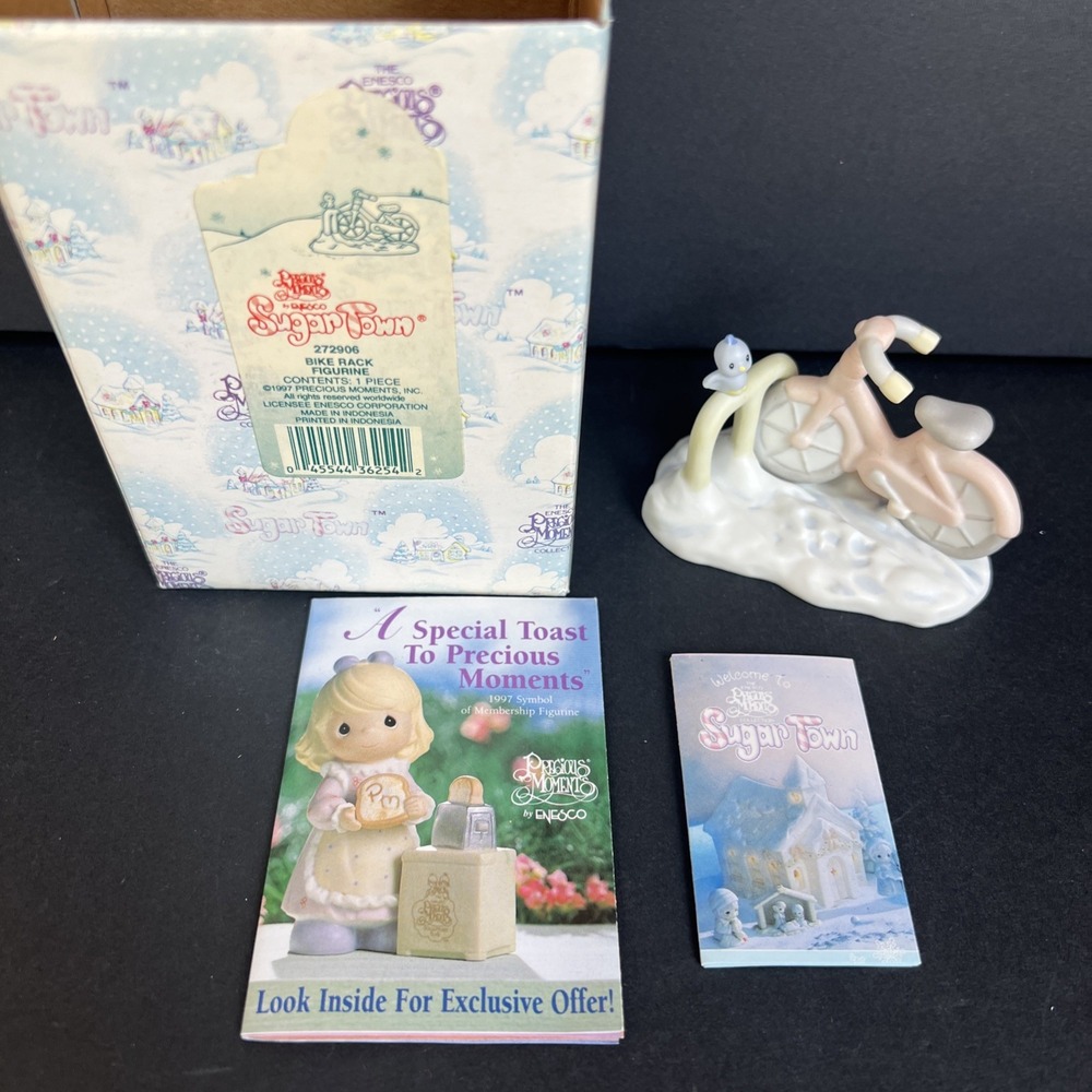 Precious Moments Sugar Town Bike Rack 272906 1997 NOS Schoolhouse Accessory NEW
